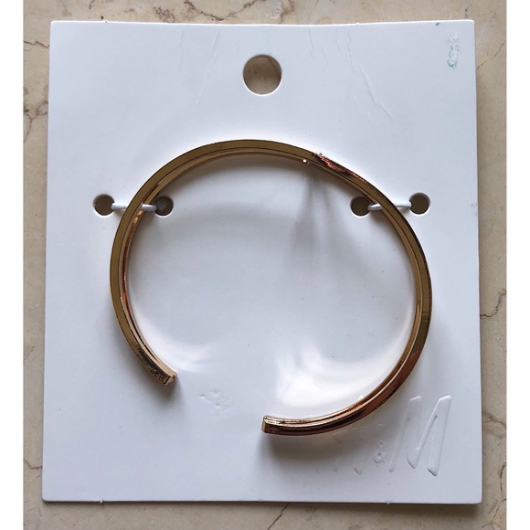 NWT H&M Gold Cuff Bracelet with Rhinestones - Picture 3 of 4